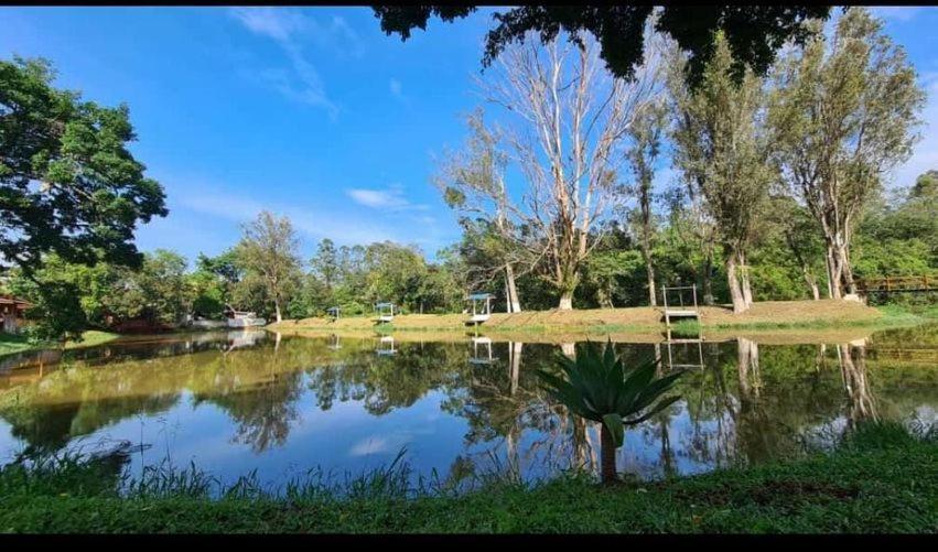 Atibaia Chales Encantador 1, 2 E 3 Ngoại thất bức ảnh